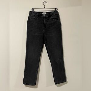 Abercrombie Ultra High Rise 90s Straight Jean